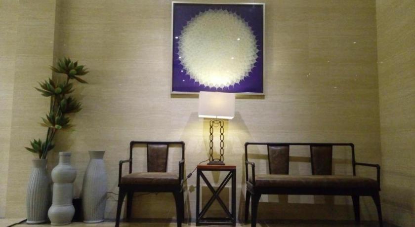 Lotus Blu Hotel Legazpi Exteriér fotografie